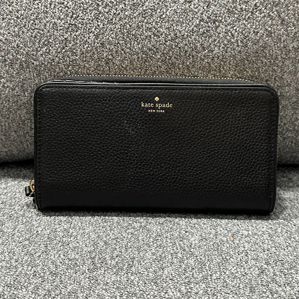 Kate Spade Black Textured Wallet